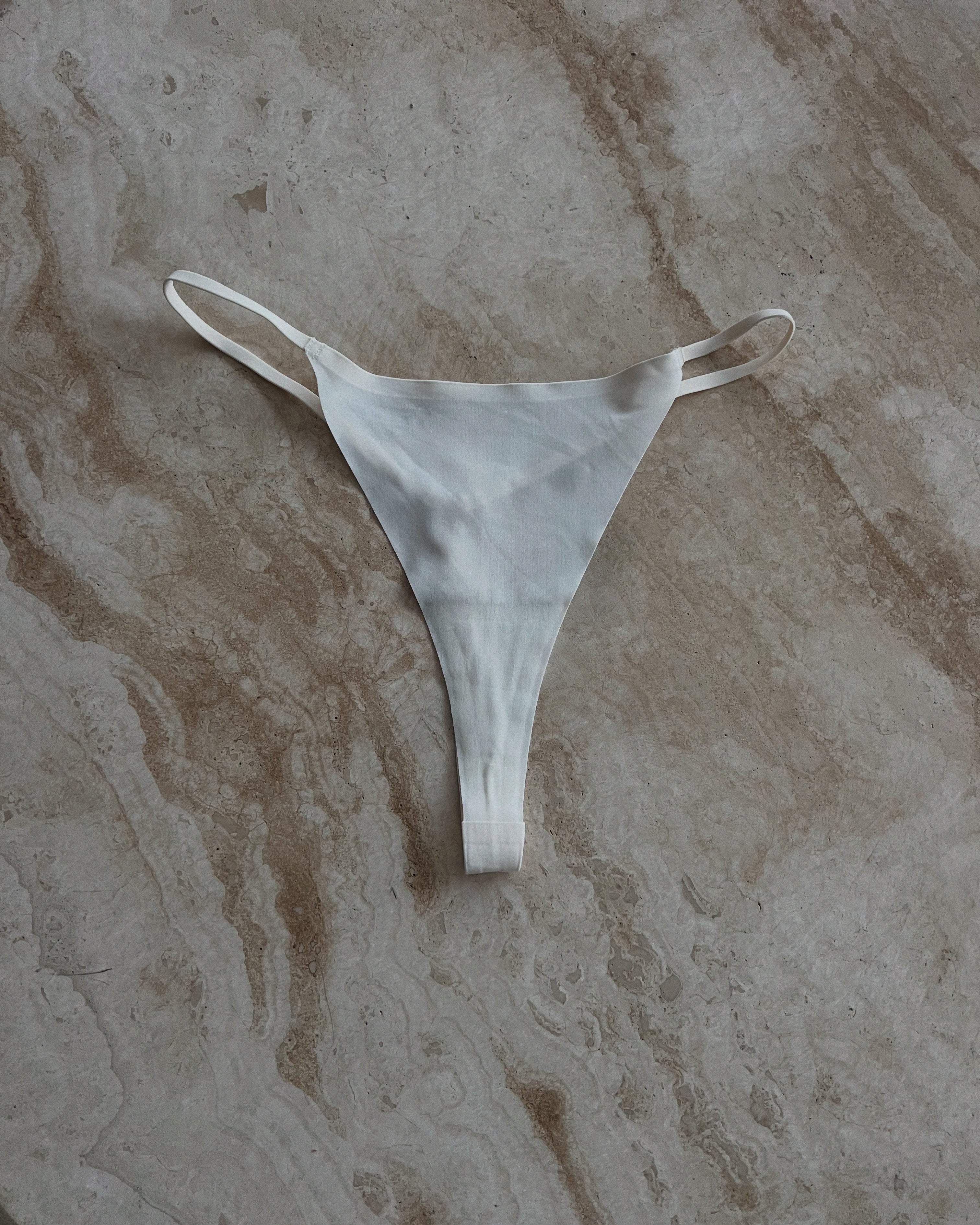 The Kim Sexy Back T-String Thong : Vanilla